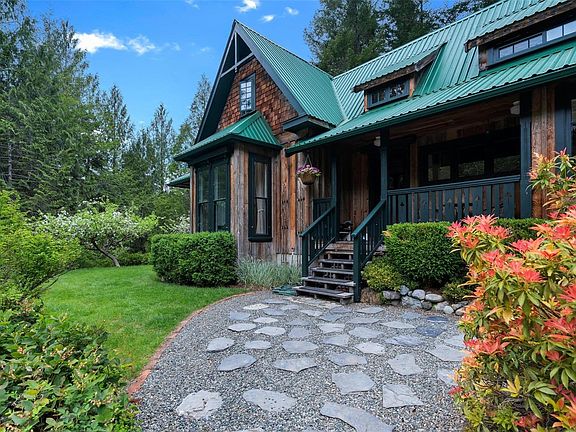 2nd image of 3003 Glen Eagles Rd