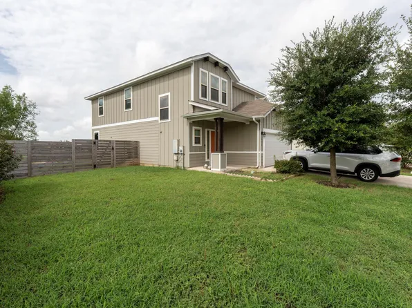 424 Wapiti Rd, Buda, TX 78610