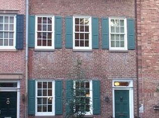 24 Charlton St, New York, NY 10014