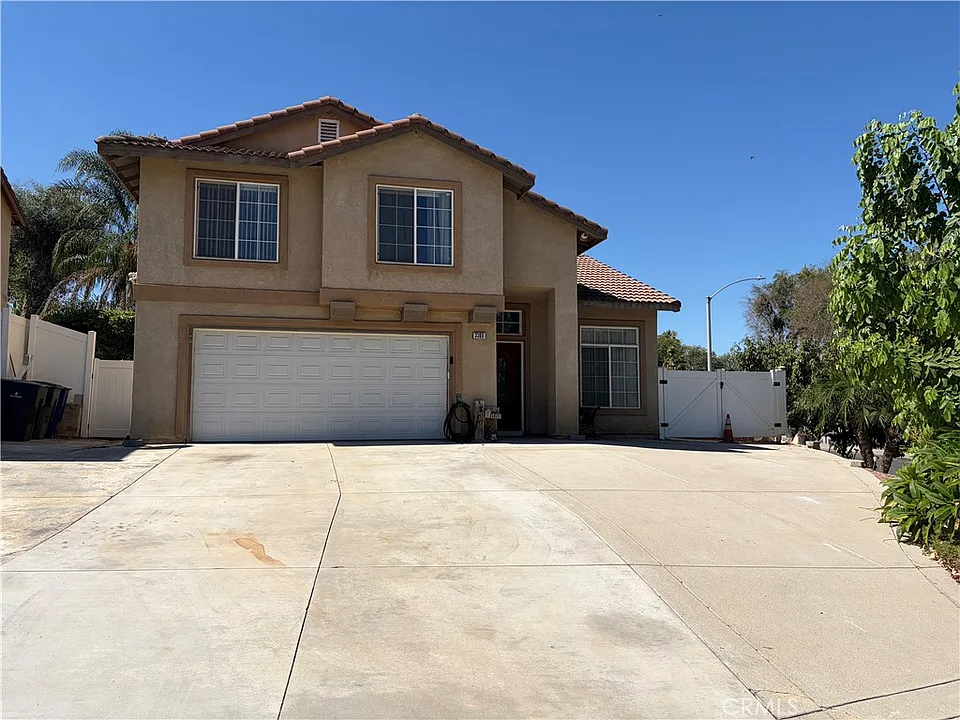 3390 Cambria Ct