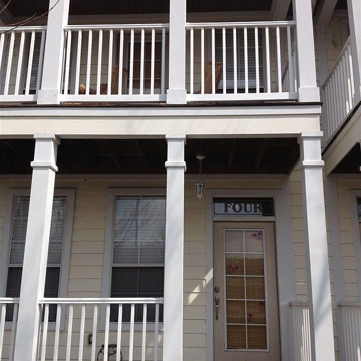1st image of 306 E Desoto St #5