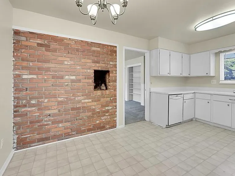 4102 Garrett Pl — Photo 9