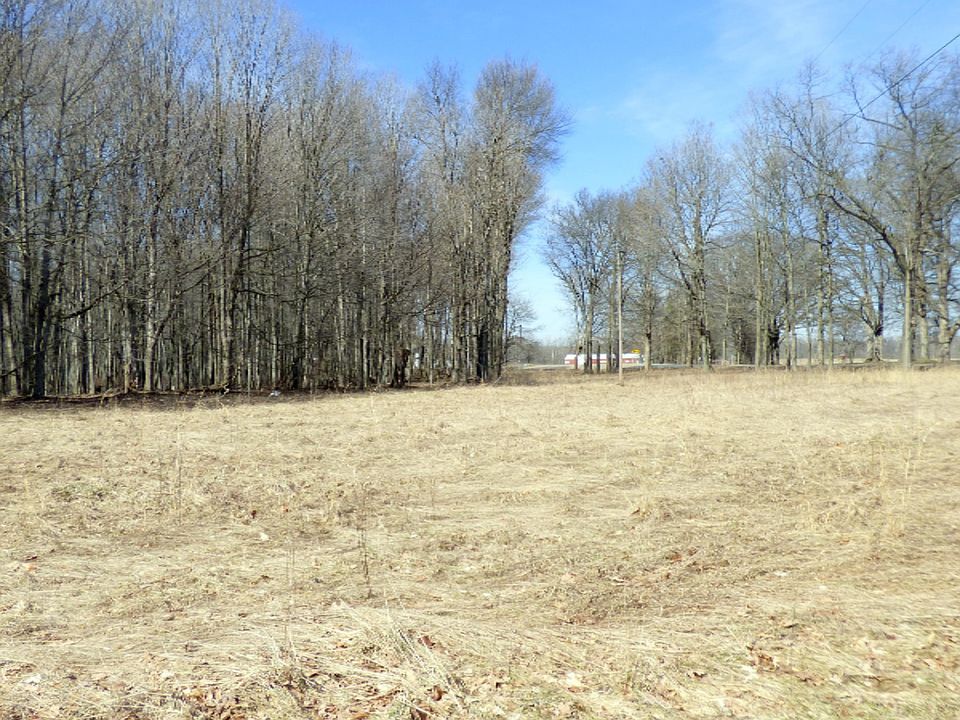 2nd image of Middle Crossing Rd