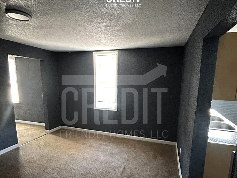 2032 Milan Ave — Photo 5