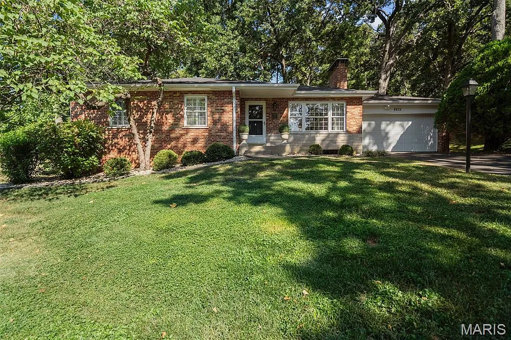 8875 Rock Forest Dr photo 1