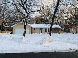 11437 Chateau Ln, Demotte, IN 46310