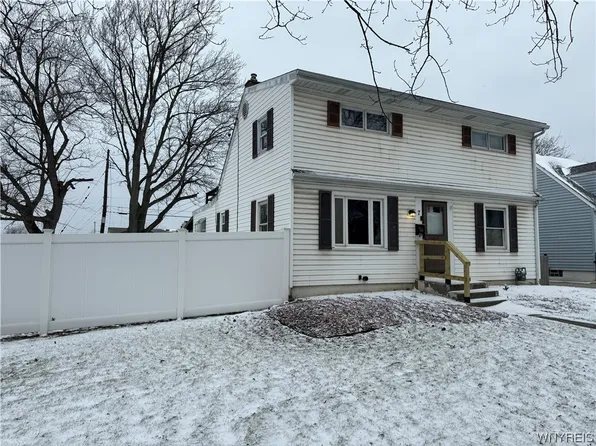 7 S Hedley St, Cheektowaga, NY 14206
