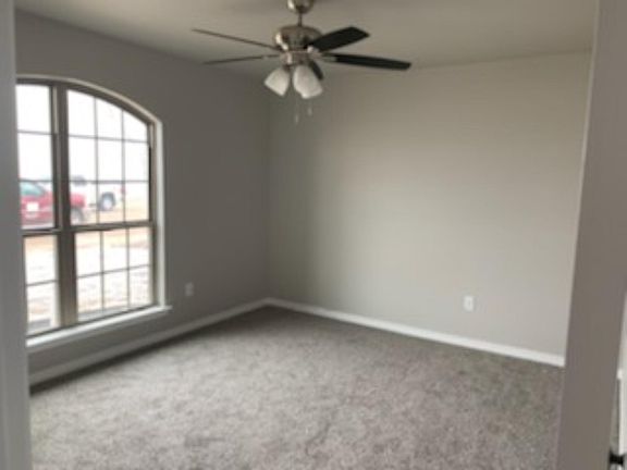 4th image of 104 Axis Ln