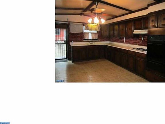 3rd image of 6121 Elmwood Ave