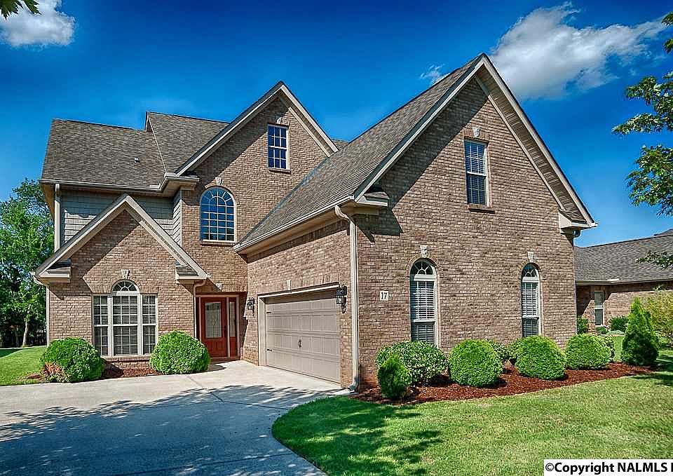 1st image of 17 Nandina Ln SW