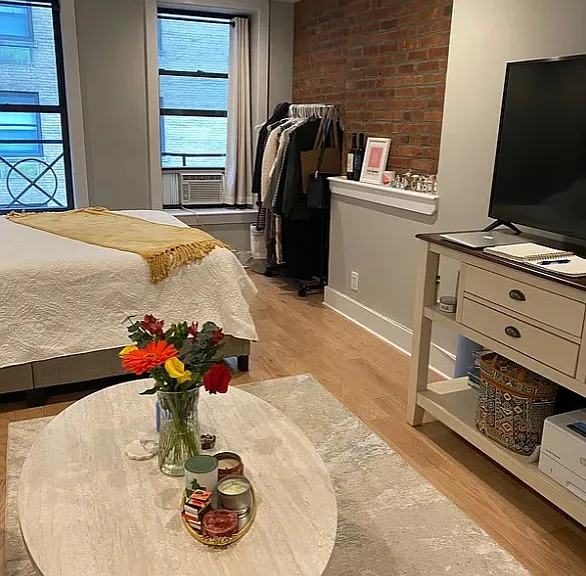 250 W 47th St #4A — Photo 5