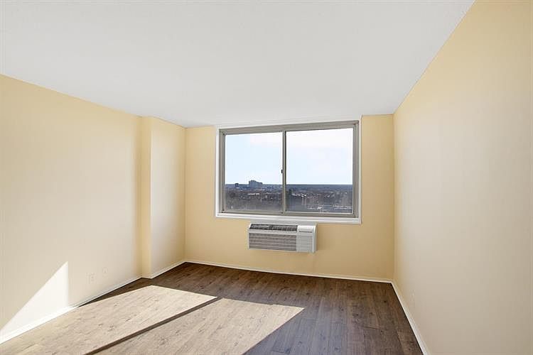 1st image of 11818 Union Tpke APT 19D