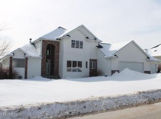 267 E Garvin Heights Rd, Winona, MN 55987