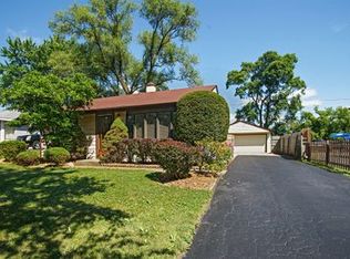 3608 Fremont St, Rolling Meadows, IL 60008