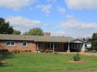 187 Eastview St, Hudson, NC 28638