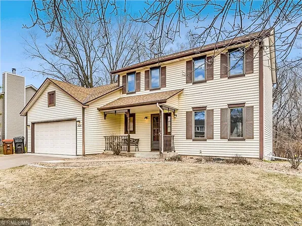 1624 Lakewood Dr N, Maplewood, MN 55119