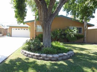 1912 9th Ave, Delano, CA 93215