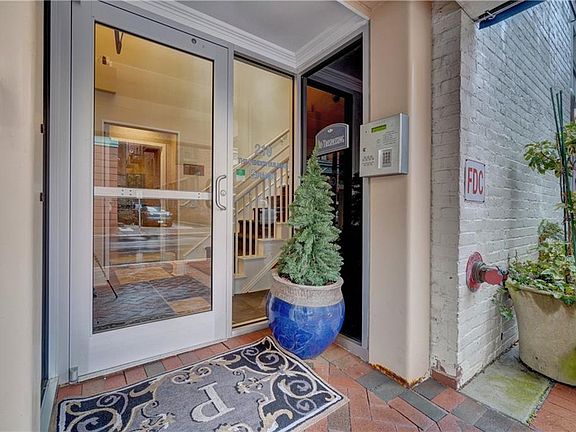3rd image of 219 Granby St Unit 30