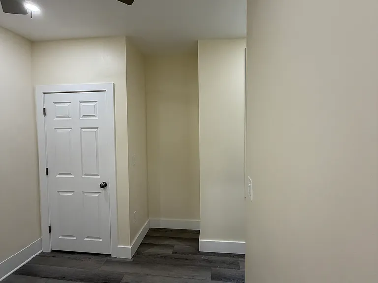 55 Burbank St #12 — Photo 8