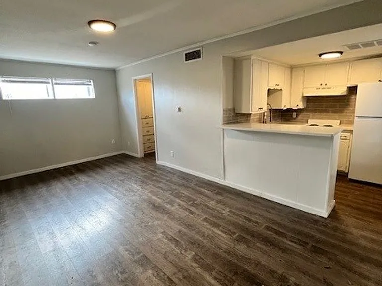 Harvey Corners — Photo 12