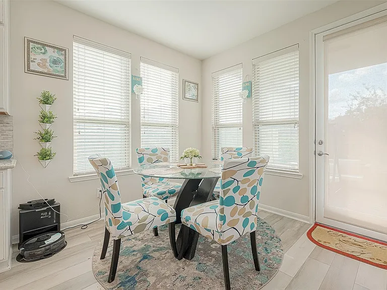 4219 Reagan Ridge Ct — Photo 23