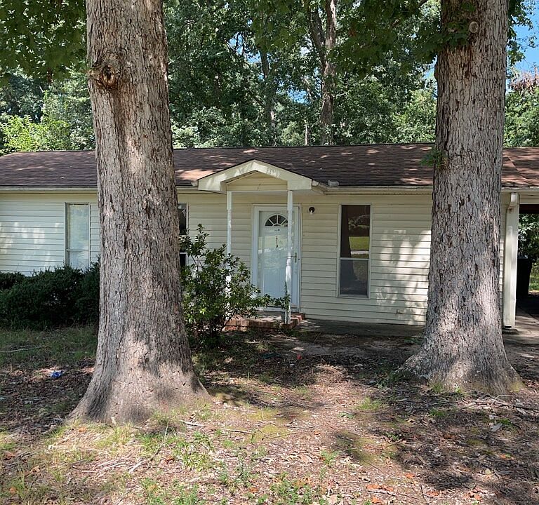 1st image of 119 Oak Park Dr