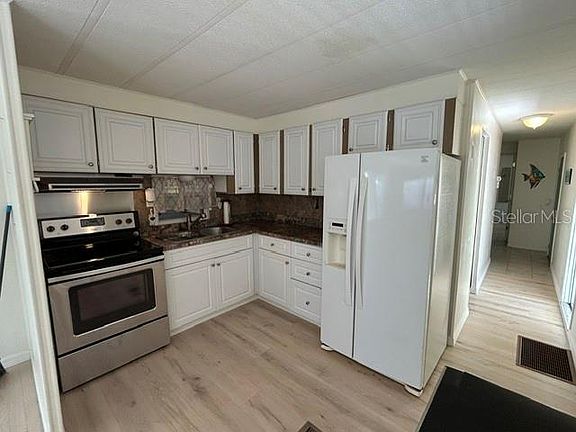 5th image of 24437 HARBORVIEW ROAD #15