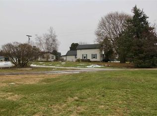 W8172 Ollinger Rd, Beaver Dam, WI 53916