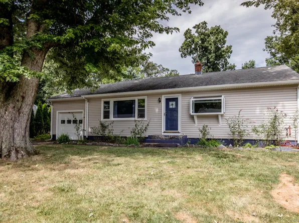 7 Doris Street, Wallingford, CT 06492