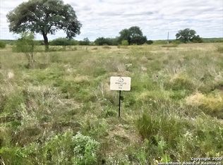 1005 Martingale Trl, Bandera, TX 78003