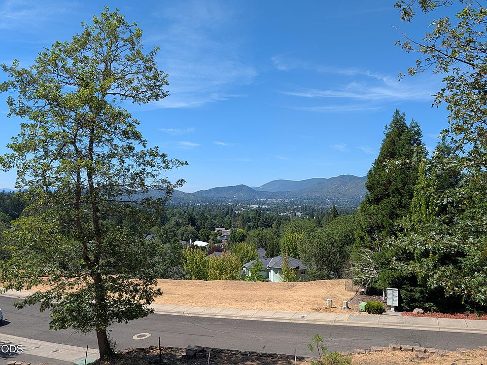 1st image of 2238 SE Linden Ln