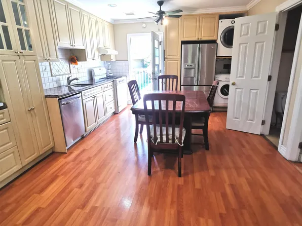 8067 French St, Vancouver, BC V6P 4V9