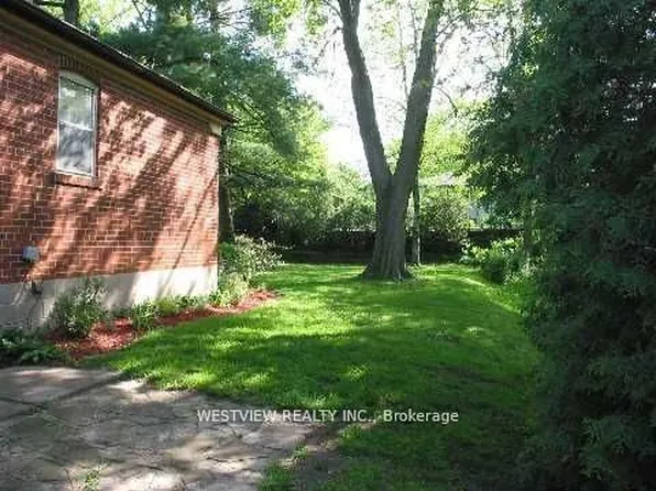 1432 Northaven Dr, Mississauga, ON L5G 4G2