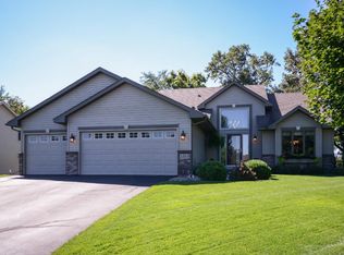 1252 Irvine Dr NE, Hanover, MN 55341