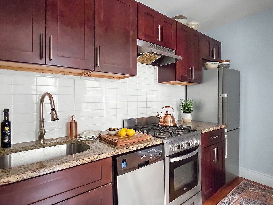 2nd image of 212 W 133rd St APT 4F