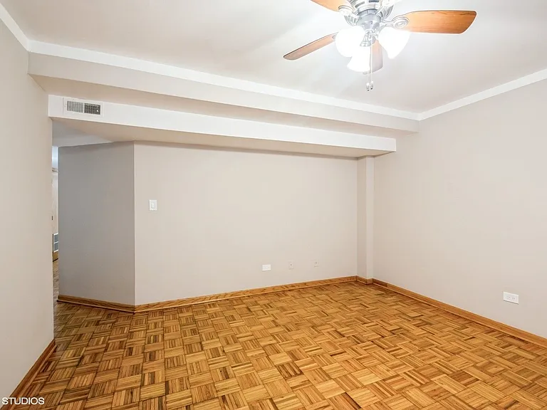 1363 W Sunnyside Ave #G — Photo 6