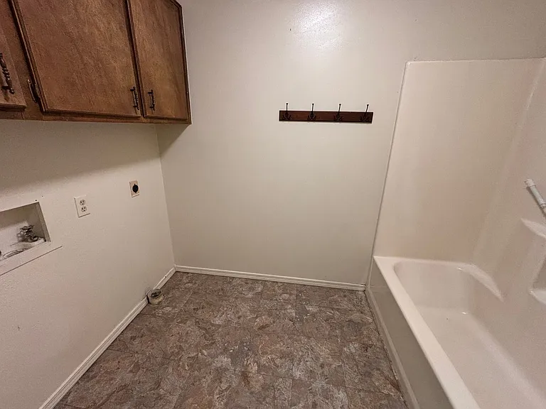 311 N Joplin Ave #1-7 — Photo 6
