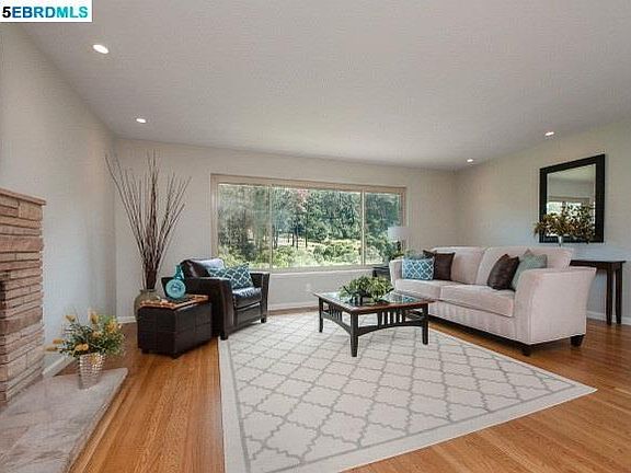 4th image of 5855 McBryde Ave