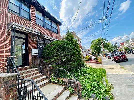 Rented by GROOME REALTY LLC | media 43