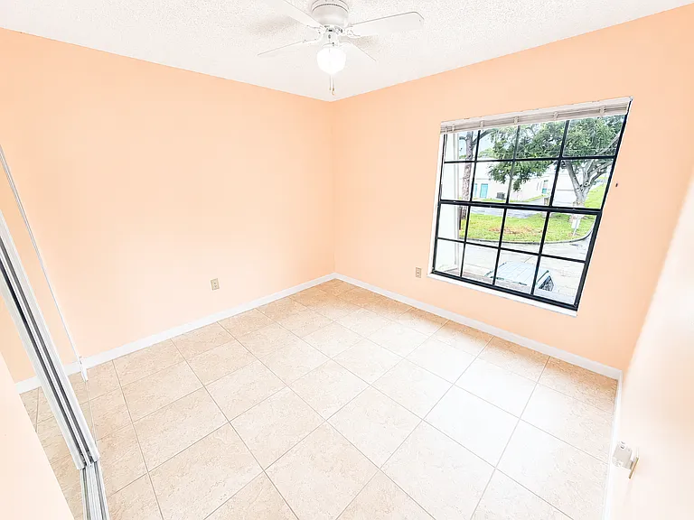 1300 Arlington Ln NE #102 — Photo 9