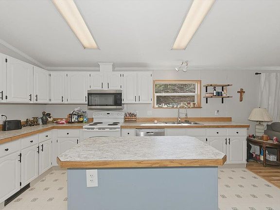 4th image of 4612 E Valley Brook Rd