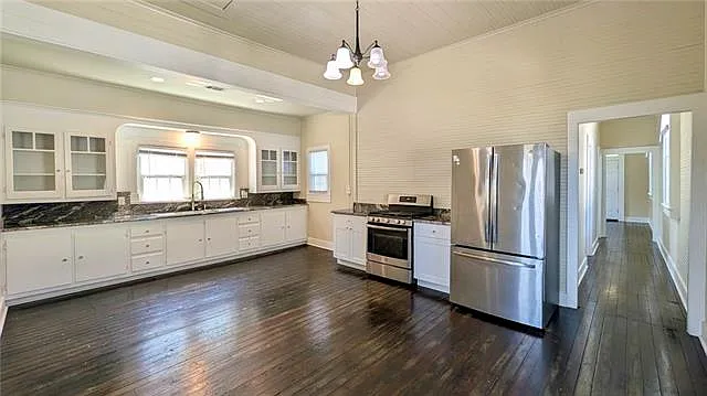 457 Sala Ave — Photo 10