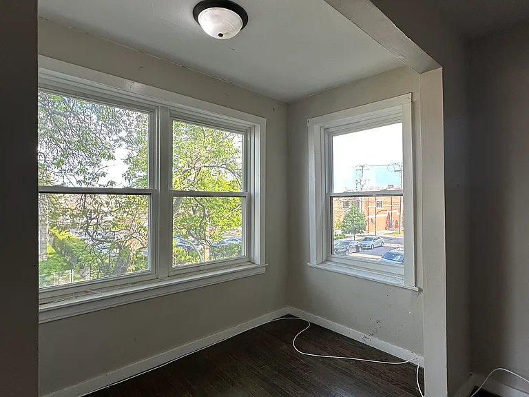 2126 S Harding Ave #2 — Photo 7