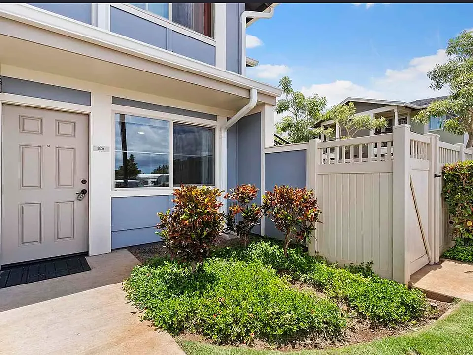 64 Kihalani St #801