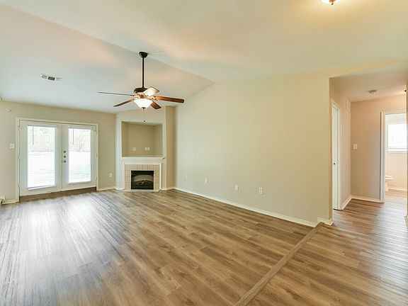 3rd image of 6437 Starnes Rd