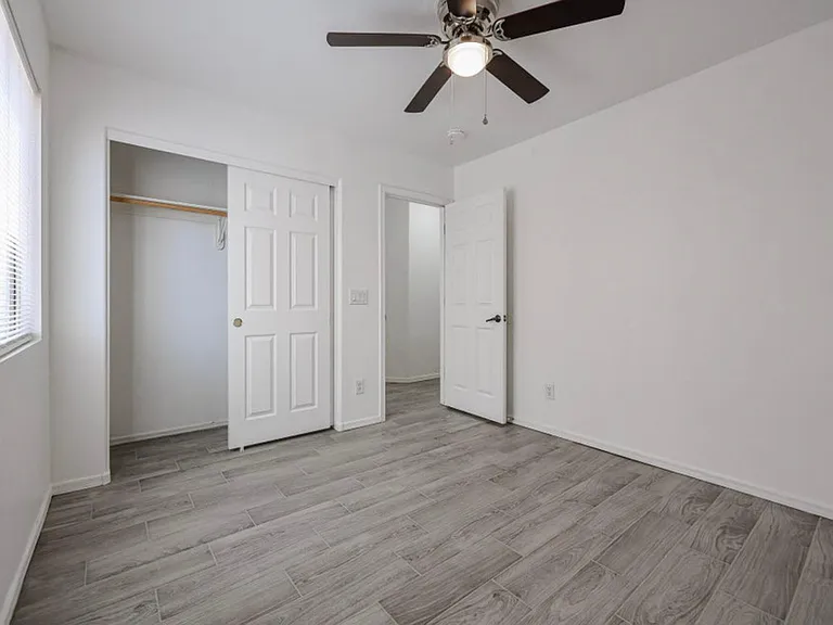 23928 W Desert Bloom St — Photo 26
