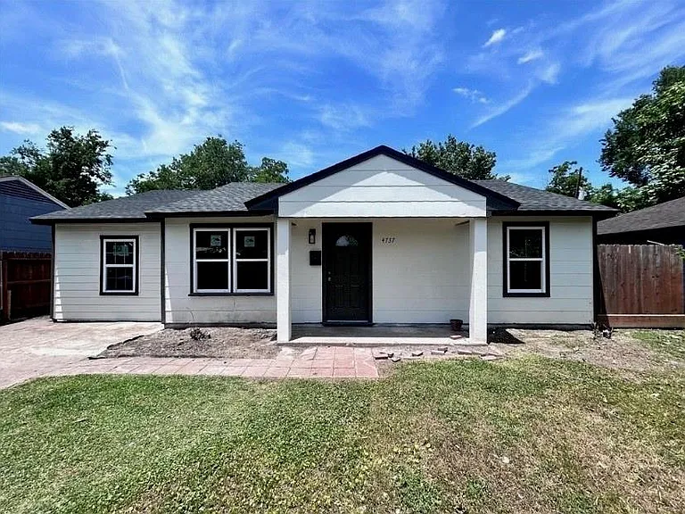 4737 Alvin St — Photo 1