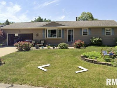 1004 5th St #A, Hampton, IL, 61256