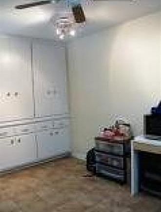 5th image of 274 Dale Dr