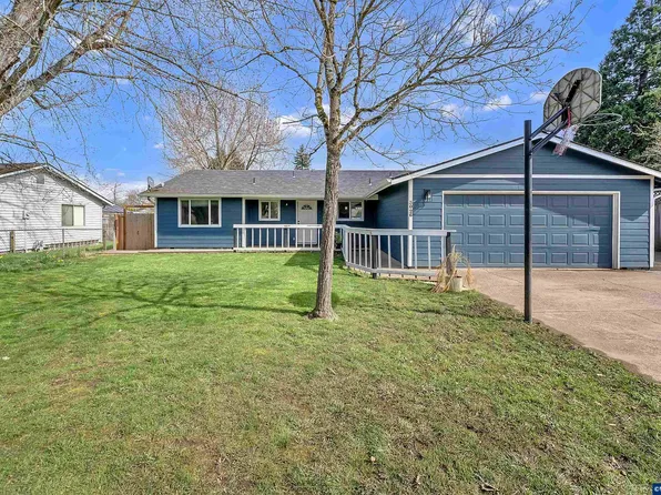 3026 Ella Ln NE, Salem, OR 97305